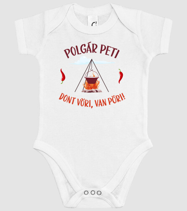  minta fehér pólón