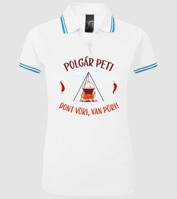  minta fehér pólón