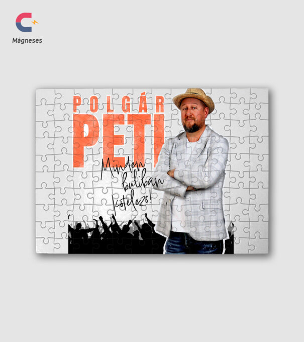  minta fehér pólón